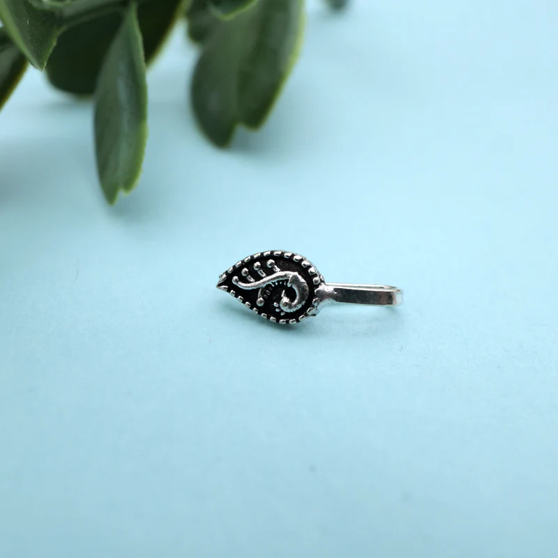 German Silver Oxidised Tilak Peacock Clip Nosepin